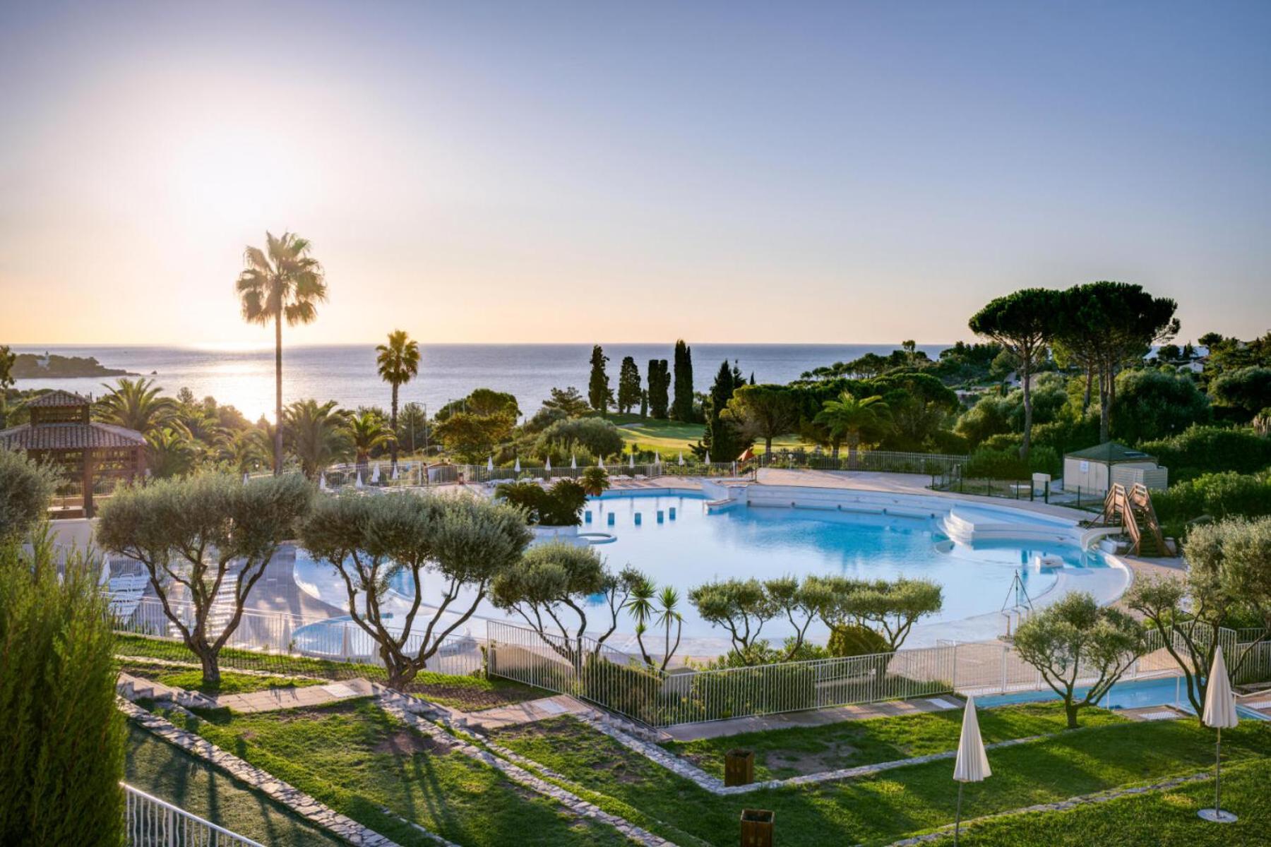 Saint-Raphaël Residence Le Hameau De Cap Esterel - Maeva Home - Appartement 2 Pieces 5 Personnes - Selection Mae-1109 מראה חיצוני תמונה