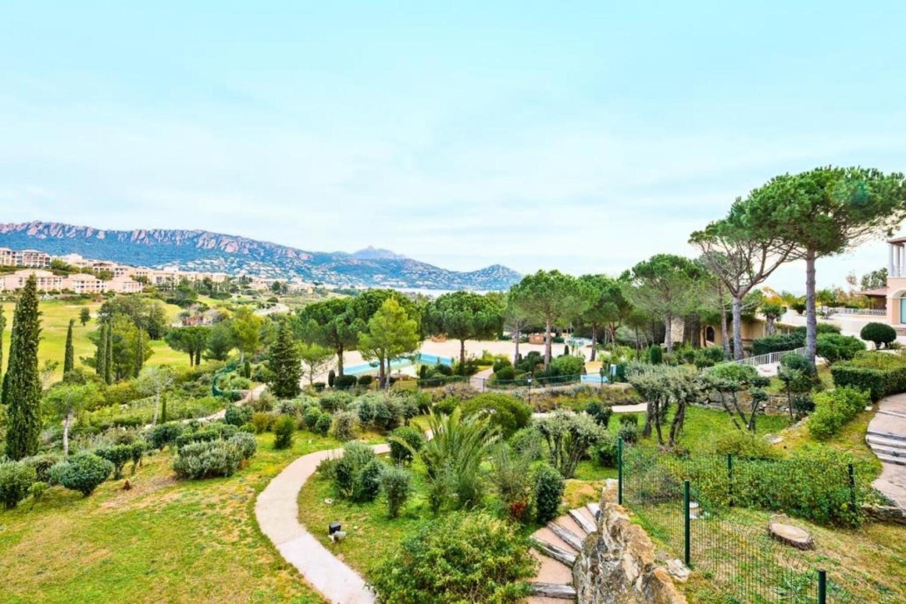 Saint-Raphaël Residence Le Hameau De Cap Esterel - Maeva Home - Appartement 2 Pieces 5 Personnes - Selection Mae-1109 מראה חיצוני תמונה